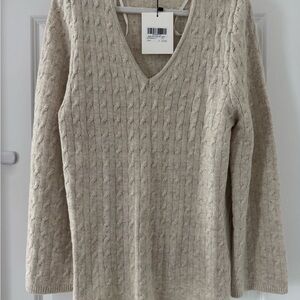 DISSH Cream V-Neck Sweater